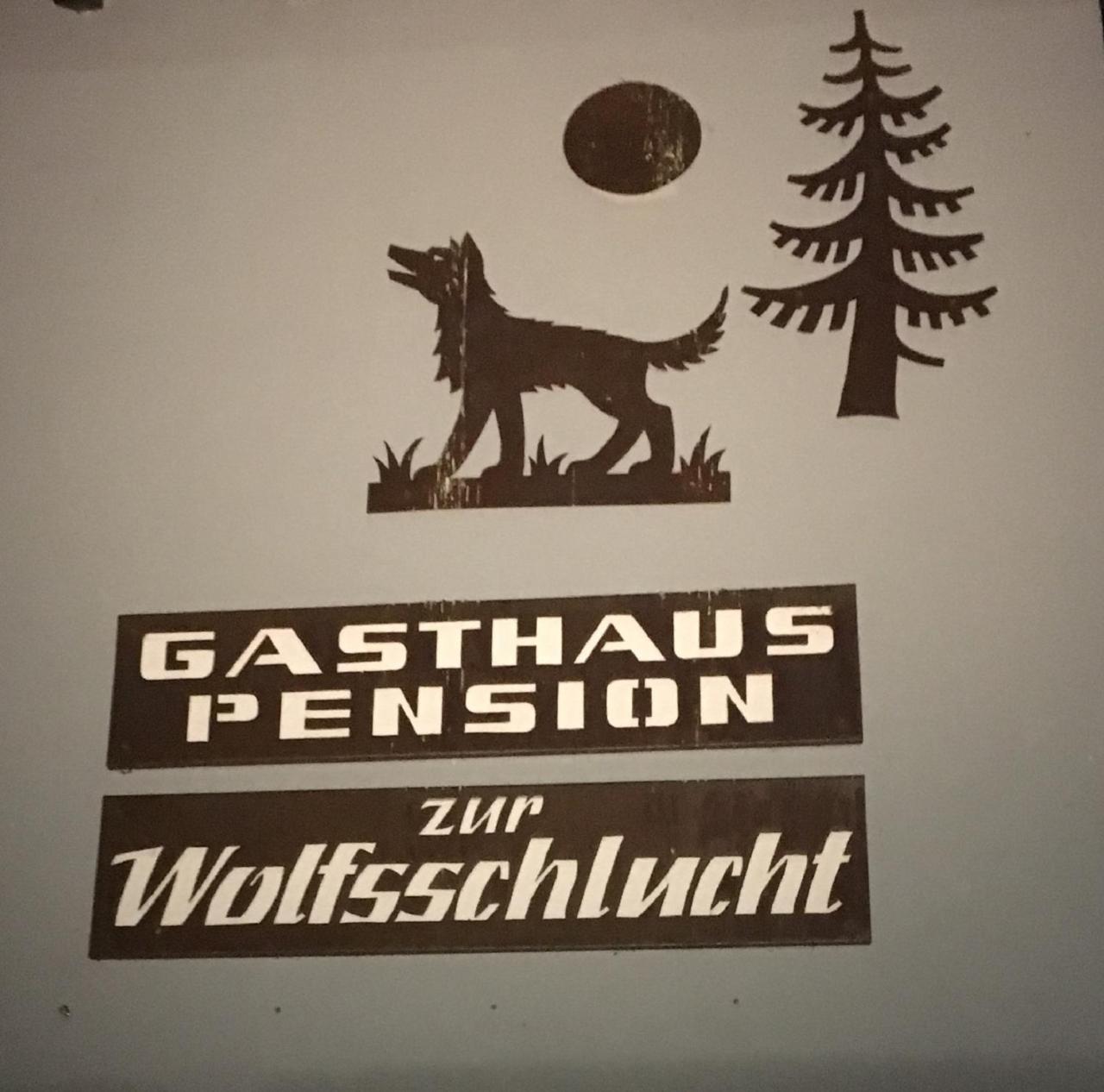 Gasthaus Zur Wolfsschlucht Hotel Sugenheim Exterior foto